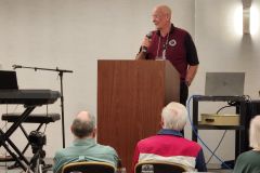 Russ-Braun-at-the-podium